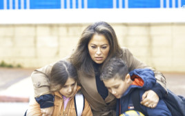 ליהיא גרינר וילדיה בקמפיין ההסברה (צילום: יח"צ)