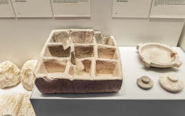 התיבה שהתגלתה בחפירות רשות העתיקות בעיר דוד (צילום: מוזיאון ישראל)