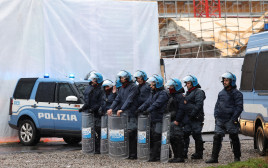 המשטרה באיטליה, אילוסטרציה (צילום: REUTERS/Claudia Greco)
