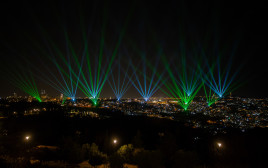מופע הלייזר High Light JLM (צילום: באדיבות הרשות לפיתוח ירושלים)
