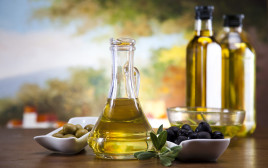 שמן זית  (צילום: שאטרסטוק,יחצ)