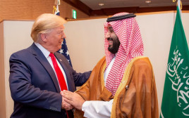 בן סלמאן וטראמפ ב-2019 (צילום:  Bandar Algaloud/Courtesy of Saudi Royal Court/Handout via REUTERS/File Photo)