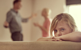גישור בגירושין - כשטובת הילדים לפני הכל  (צילום: PeopleImages gettyimages)