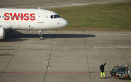 מטוס של חברת "סוויס אייר" (צילום: Getty images)