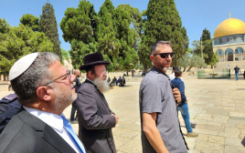 איתמר בן גביר בהר הבית (צילום: מינהלת הר הבית)