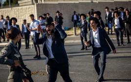 הפגנת חרדים נגד חוק הגיוס 2024 (צילום: Chaim Goldberg/Flash90)
