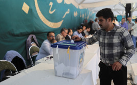 הבחירות באיראן (צילום: Majid Asgaripour/WANA (West Asia News Agency) via REUTERS)