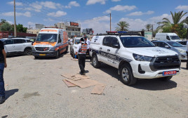 משטרה ואמבולנס ברהט (צילום: איחוד הצלה)