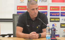 רן קוז'וך, מאמן הפועל באר שבע (צילום: אבי רוקח)