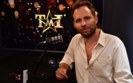 בן אדם (צילום: אבשלום ששוני)