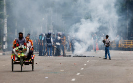 גל המחאה בבנגלדש (צילום: REUTERS/Mohammad Ponir Hossain)