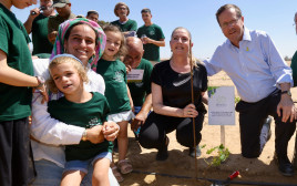 יצחק הרצוג ורעייתו מיכל (צילום:  רונן טופלברג)