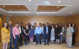 מתוך הטקס (צילום: באדיבות בנק מזרחי טפחות)