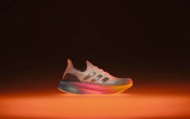 אדידס Ultraboost 5  (צילום: יח"צ)