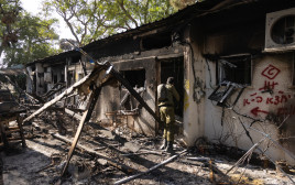 בית בקיבוץ ניר עוז לאחר הטבח באוקטובר (צילום: חיים גולדברג, פלאש 90)