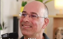 פרופ' ירון זליכה בפודקאסט (צילום: צילום מסך רשתות חברתיות לפי חוק 27א לזכויות יוצרים)