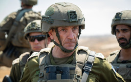 הרמטכ"ל הרצי הלוי בגבול הצפון (צילום: דובר צה"ל)