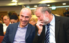 אביחי מנדלבליט ואפי נוה (צילום: פלאש 90)