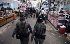 שוק רמלה, יום לאחר הפיגוע (צילום: אבשלום ששוני)