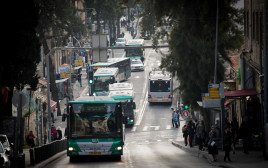 אוטובוסים בירושלים (צילום: יונתן זינדל, פלאש 90)