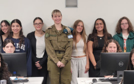 מאות נערים מהפריפריה יתגייסו לחוד החנית הטכנולוגית של צה"ל (צילום: יח"צ "בנתיבי אודי")