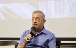 מאיר שפיגלר מנכ"ל חברת החשמל (צילום: מרק ישראל סלם)