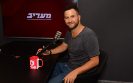 גיא הוכמן קומיקאי ואושיית רשת (צילום: אבשלום ששוני)