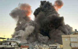 תקיפות בנמל חודיידה בתימן (צילום: רשתות ערביות, שימוש לפי סעיף 27 א')