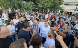 תפילת יום הכיפורים ברחוב דיזנגוף בתל אביב (צילום: אבשלום ששוני)