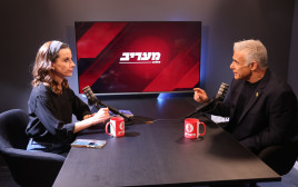 אנה ברסקי, כתבת פוליטית-מדינית ויאיר לפיד ראש האופוזיציה ומייסד ויו"ר "יש עתיד" (צילום: אלוני מור)