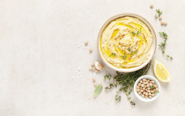 טחינה, בעלת ערכים תזונתיים מרשימים  (צילום: אינגאימג')