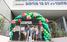 תלמידים בגבעתיים (צילום: אוראל כהן)