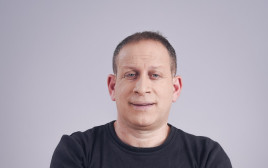 גדי נס - "תשע עם גדי נס" (צילום: מיקי אמסלם)