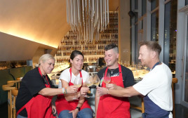 שף יובל בן נריה ושלושת הפיינליסטים (צילום: יחצ)
