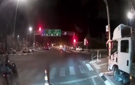 פגע וברח בכביש 5 (צילום: צילום מסך)