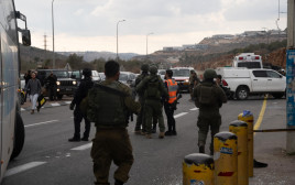 כוחות הביטחון בזירת פיגוע הירי בשומרון (צילום: דובר צה"ל)