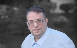 ג'וש ארונסון (צילום: אלי איטקין)