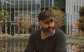 הנהירה אחר סוכנות הילדים/ות של צחי וזאנה  (צילום: שחר אור)