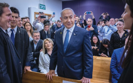 בנימין נתניהו בבית המשפט (צילום: חיים גולדברג, פלאש 90)