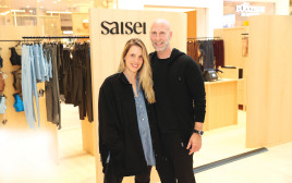 עירא לאופר ורעות רון סתר אירוע השקת פופ אפ SAISEI (צילום: אור גפן)