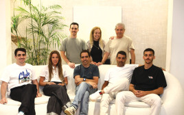ניסו רהיטים (צילום: אסף לב)