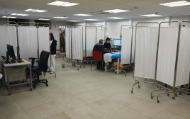 מרפאה במקלט (צילום: דוברות כללית)