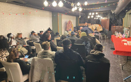 חנוכה לדרי הרחוב (צילום: עיריית ירושלים)