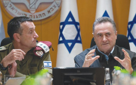 הרמטכ"ל וישראל כ"ץ (צילום: שירה קינן, משרד הביטחון)