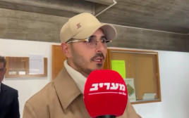 סיימון לבייב בבית המשפט (צילום: מעריב אונליין)