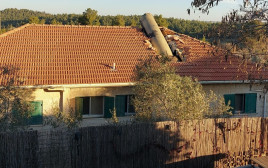 פגיעות ישירות באזור הרי ירושלים (צילום: דוברות המשטרה)