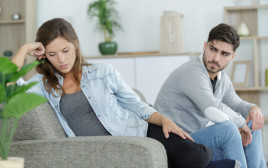 סימנים לכך שאתם במערכת יחסים רעילה (צילום: אינגאימג')