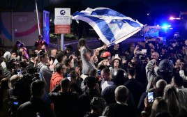 המונים בבית החולים שיבא (צילום: אבשלום ששוני)