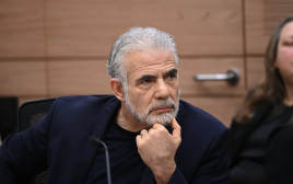ועדת חוץ וביטחון בכנסת, יאיר לפיד (צילום: יואב דודקביץ/TPS)