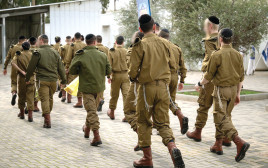 חרדים בגיוס בבקום (צילום: דובר צה"ל)